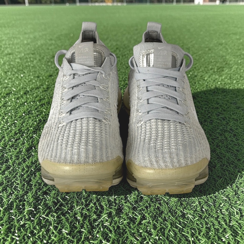 Nike Air VaporMax Flyknit 3 Pure Platinum Women's 5 AJ6910-100 White Silver